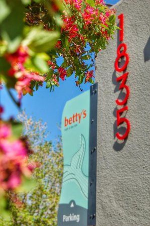 Betty's Bath and Day Spa