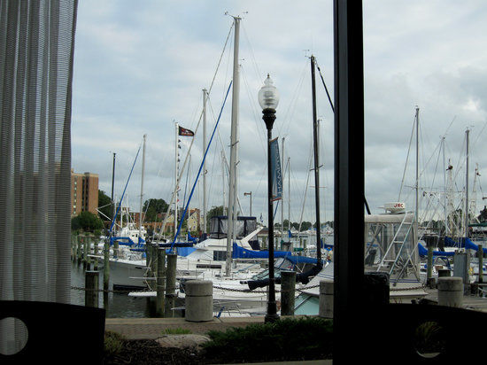 Regatta Grille