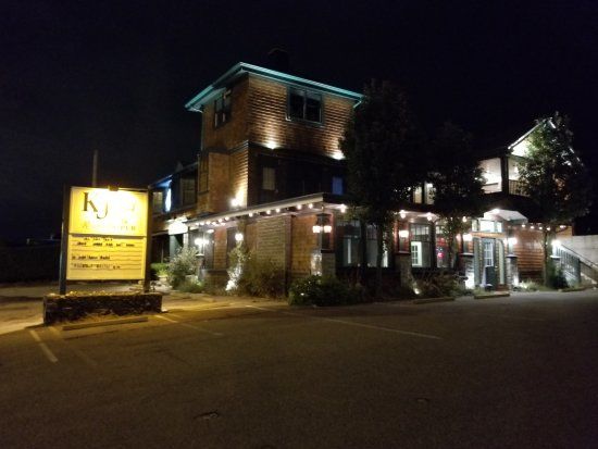 KJ's Pub & Restaurant