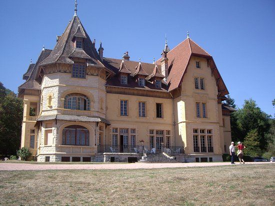 Chateau de Corcelles
