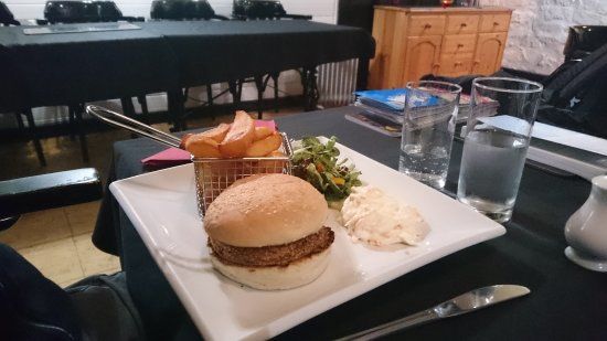 Old Library Lodge & Restaurant