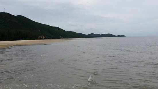 Quan Lan Beach