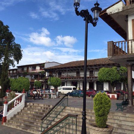 Plaza Municipal Jose Parres Arias