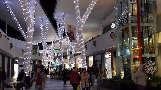 Via Alta Centro Comercial