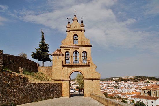 Iglesia Prioral Del Castillo