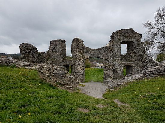 Newcastle Emlyn Castle