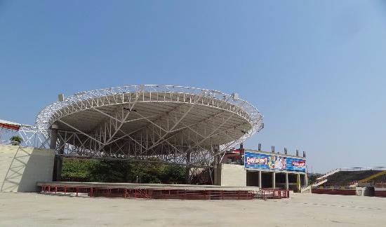 Leyenda Vallenata Consuelo Araujonoguera Park