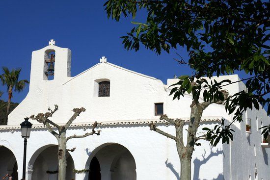 Iglesia de Sant Carles de Peralta