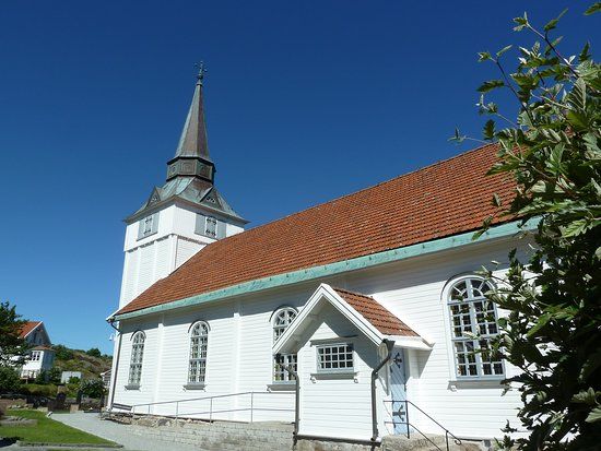 Gullholmens kyrka
