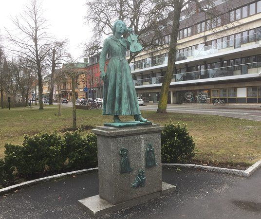 Statyn Kristina Nilsson