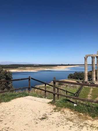 Embalse de Valdecanas
