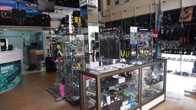 Mermaids Dive Center Co