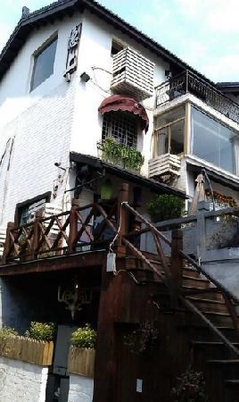 Yin Shang HuaYuan Restaurant