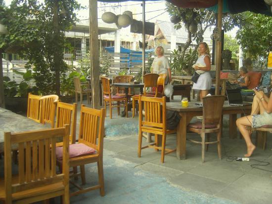 Delicious Onion Ubud