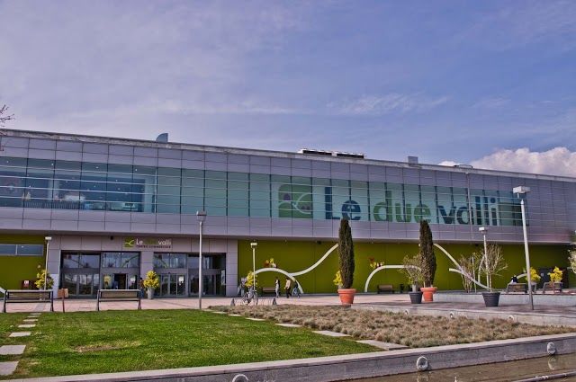 Centro commeciale "Le due Valli"