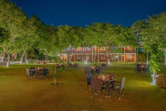 Hotel Mahanuge Restaurant