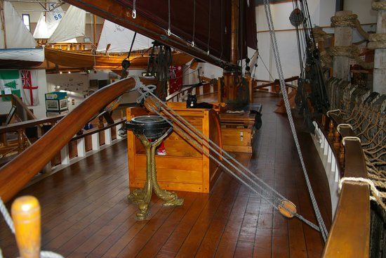 Bass & Flinders Centre