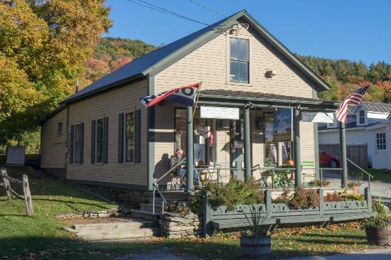 The Village Green Gallery