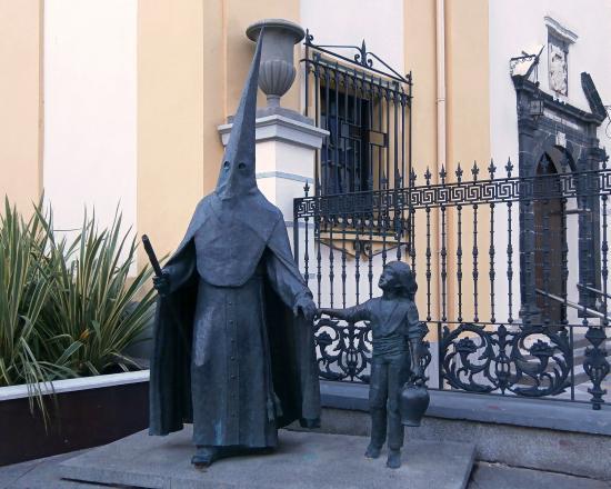 Monumento a la Semana Santa ceuti