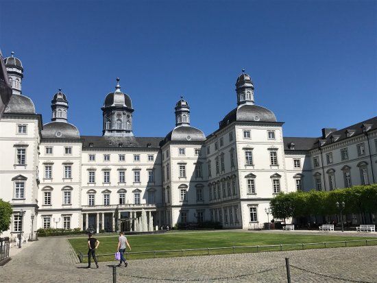 Schloss Center Bensberg