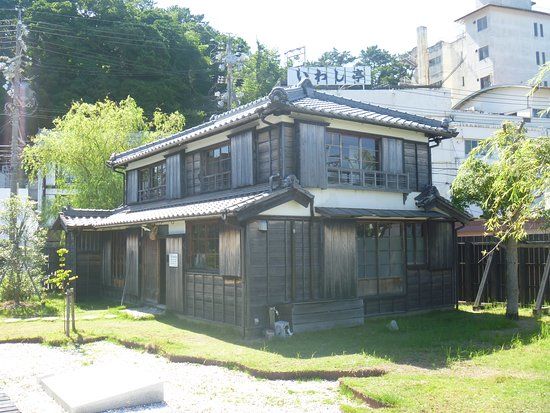 Old Residence of Seihaku Irako