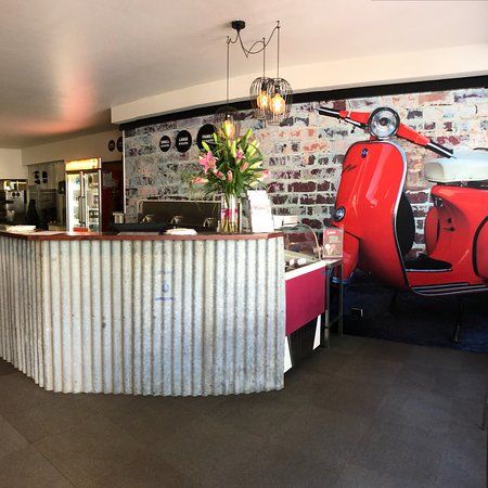 Roma Pizza & Pasta Restaurant