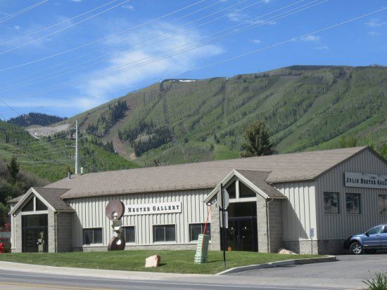 Julie Nester Art Gallery