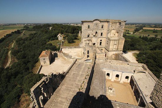 Abbaye de Montmajour