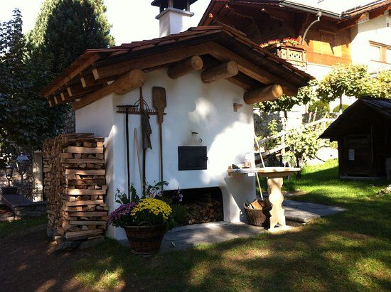 Nutli-Huschi Folk Museum