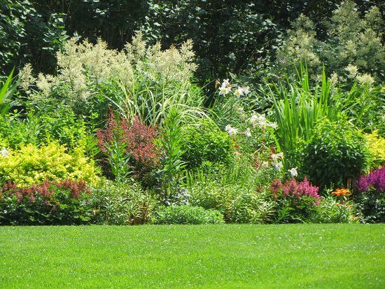 House and Gardens Antoine Lacombe