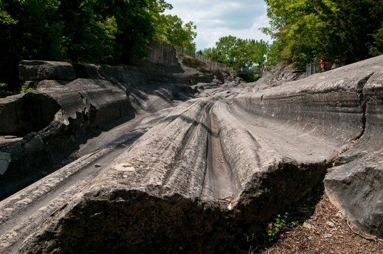 Glacial Grooves State Memorial