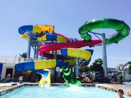 Viking Amusements and Thunder Lagoon Waterpark