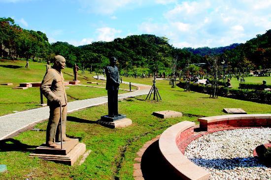 Cihu Memorial Sculpture Park