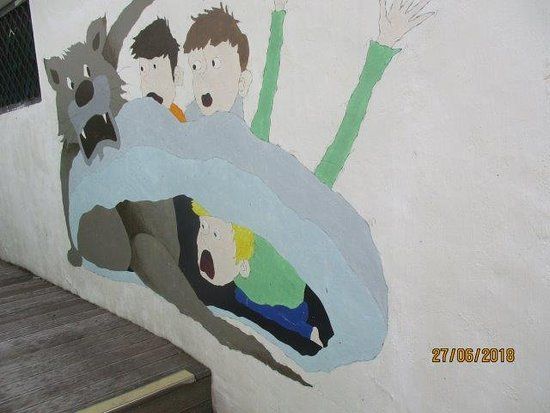 Jidong Mural Village