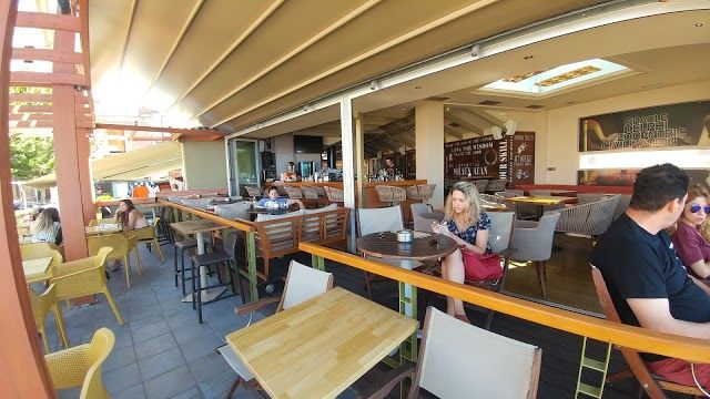 Agora Cafe