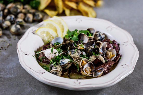 Se7e Pedras Restaurant & Wine Bar