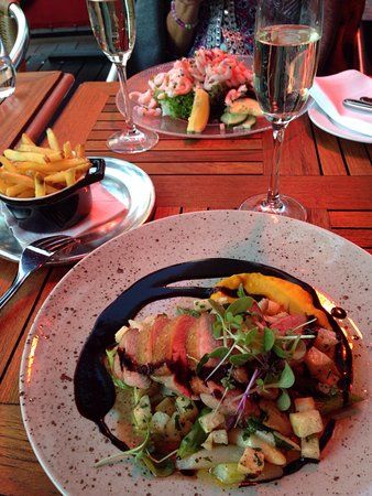 Cafe le Fil du Rasoir