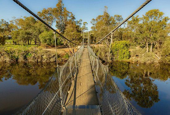 Avon River Suspension Bridge