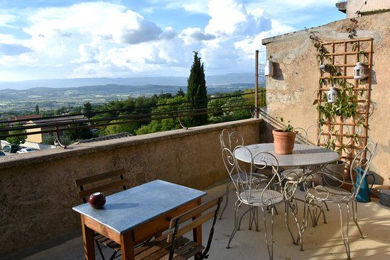 Sous Les Toiles de Provence