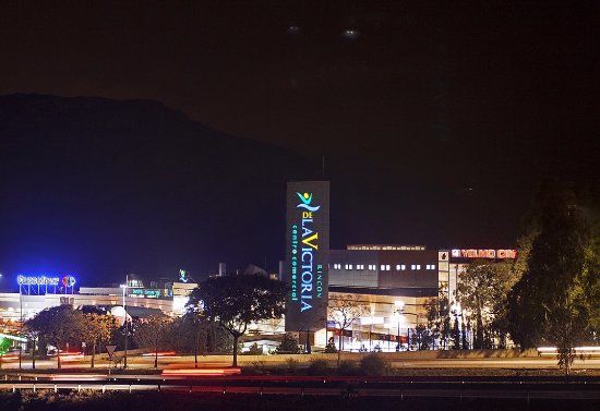 Rincon de la Victoria Centro Comercial