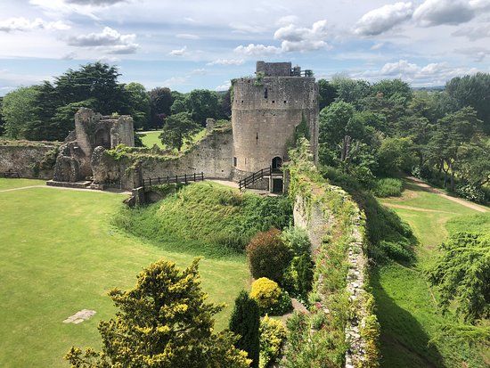 Caldicot Castle