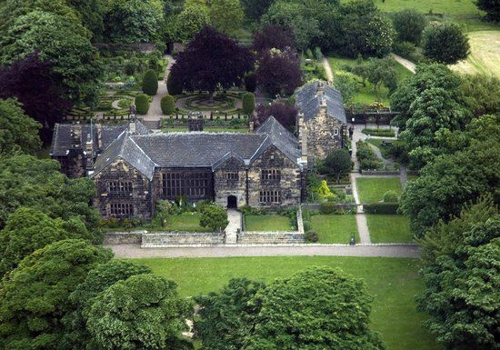 Oakwell Hall and Country Park