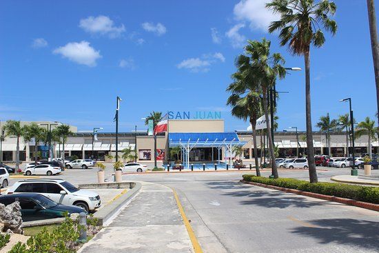 San Juan Shopping Center