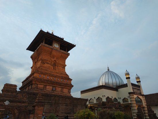 Menara Kudus Mosque