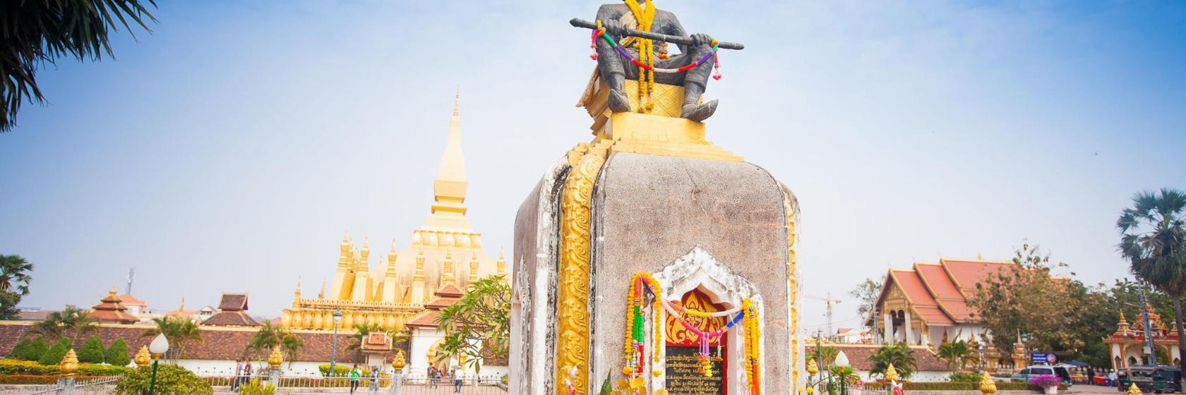 Chao Anouvong Monument