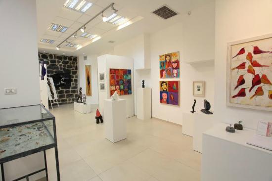 Amdur Fine Gallery