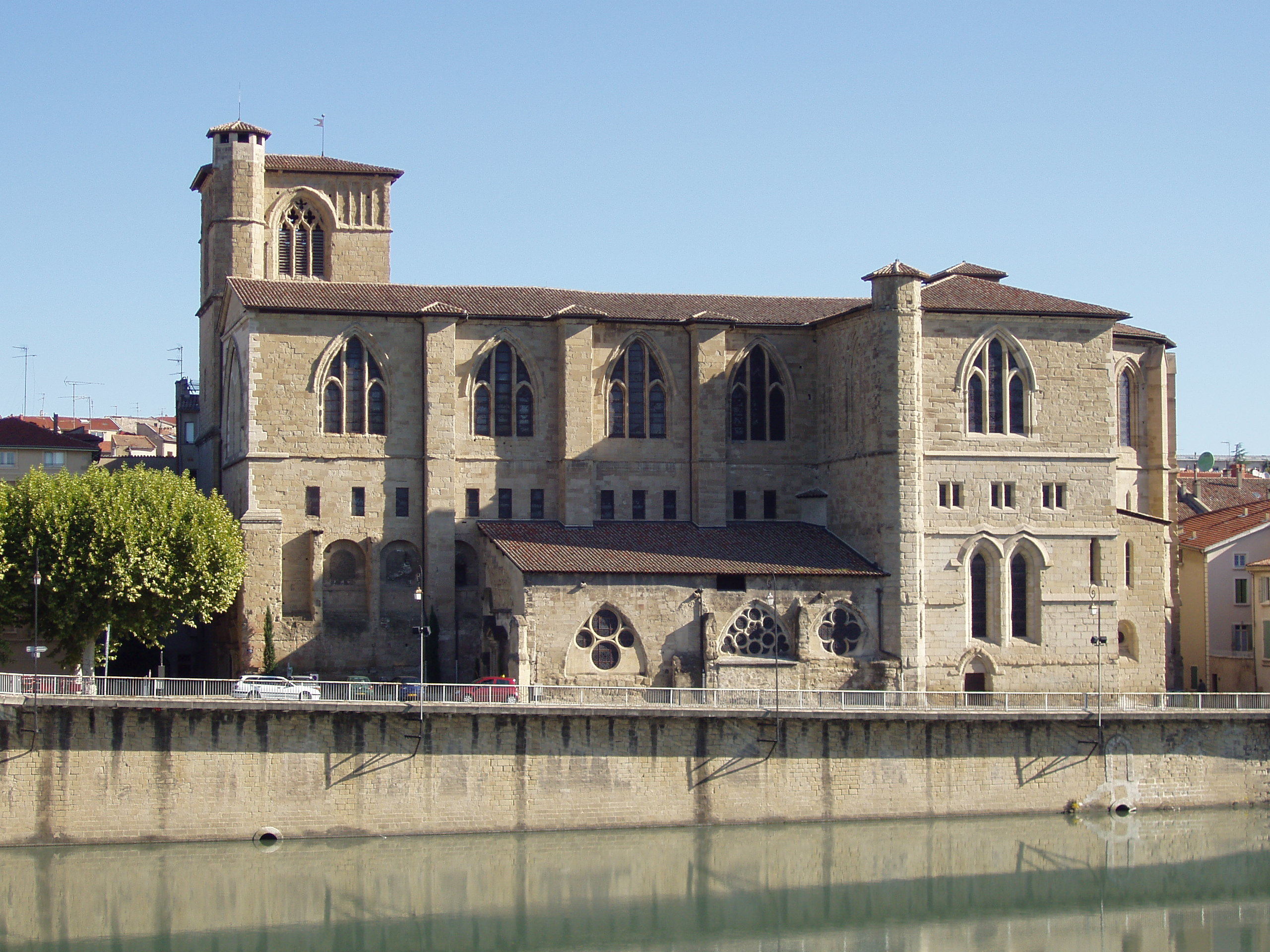 Collegiale Saint-Barnard
