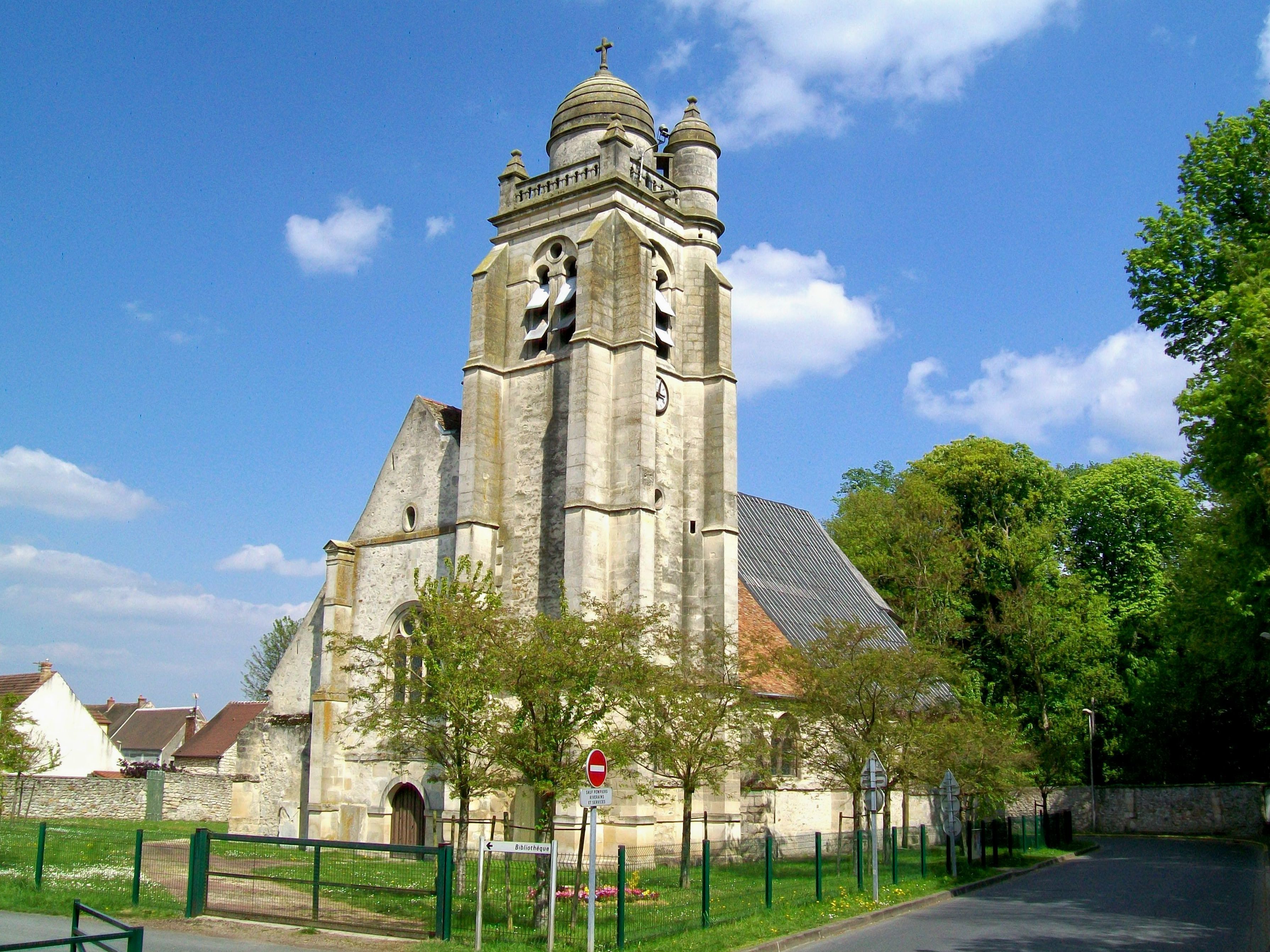 eglise de la Trinite de La Chapelle-en-Serval