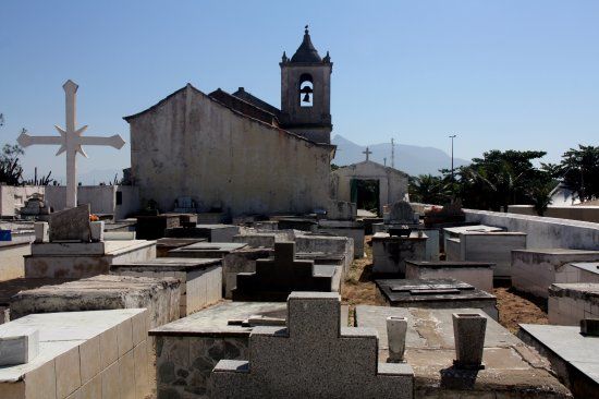 Casimiro de Abreu Statue