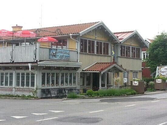 Nymans Cafe.Bageri och B&B